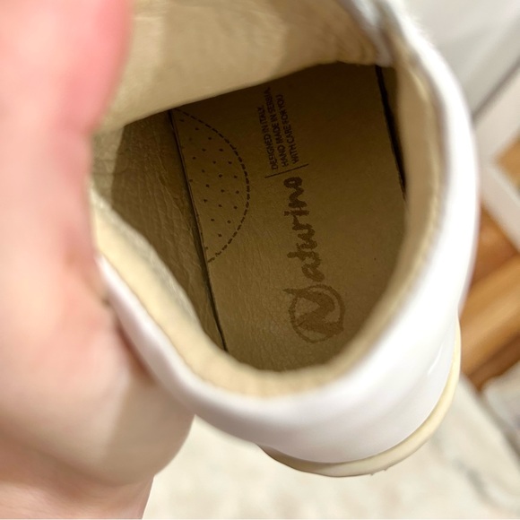 Naturino Baby Shoes Bundle – Size 21 – White Leather & Gold Glitter Sneakers - Picture 7 of 7